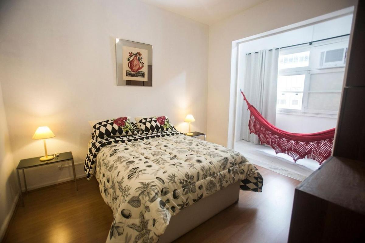 リオデジャネイロ2 Quartos Em Copacabana 200 Metros Da Praiaアパートメント エクステリア 写真